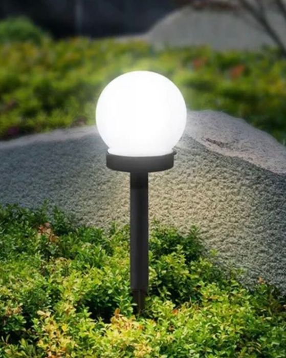 Lampa ogrodowa kula LED