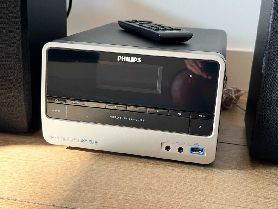 Mikrowieża 2.1 Philips MCD183 z subwooferem / USB / CD / DVD / MP3 / ładny stan + pilot