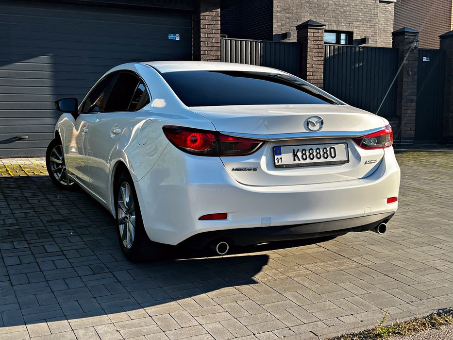 Mazda 6 Официальный не крашена