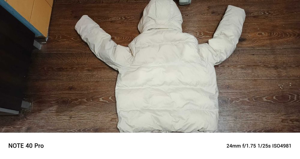 Kurtka puchowa 4F L ( XL ?) damska zimowa