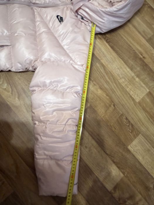 Жіночий пуховик nike therma-fit