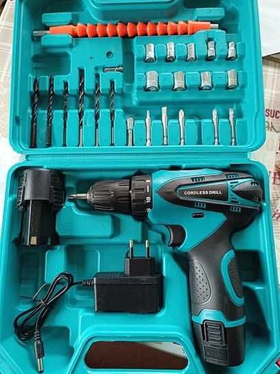 Аккумуляторный шуруповёрт дрель 12V с кейсом и набором 2 аккумулятора