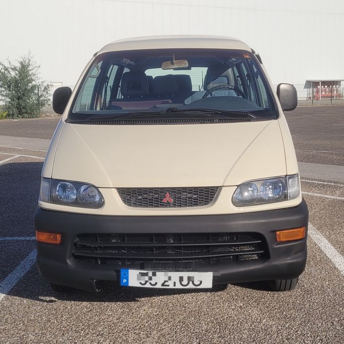Mitsubishi L400 9 Lugares - Pronta a Circular
