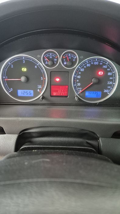Vw Sharan 1.9 TDI automatica — photo 2