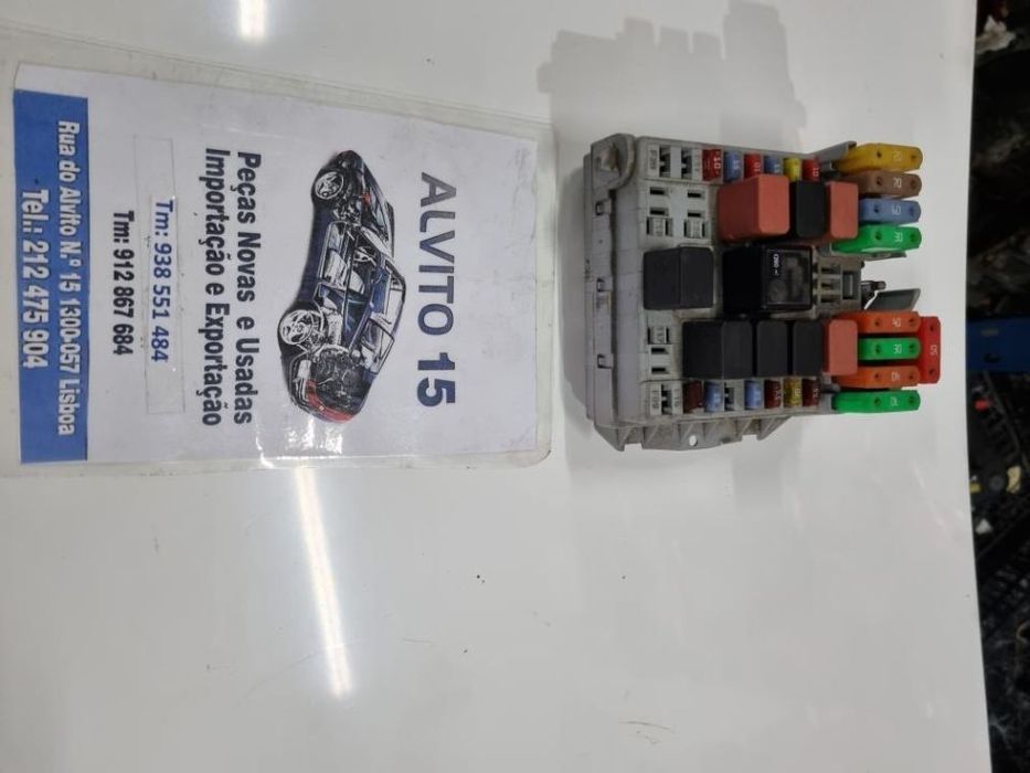 caixa de fusíveis Fiat Linea  2008