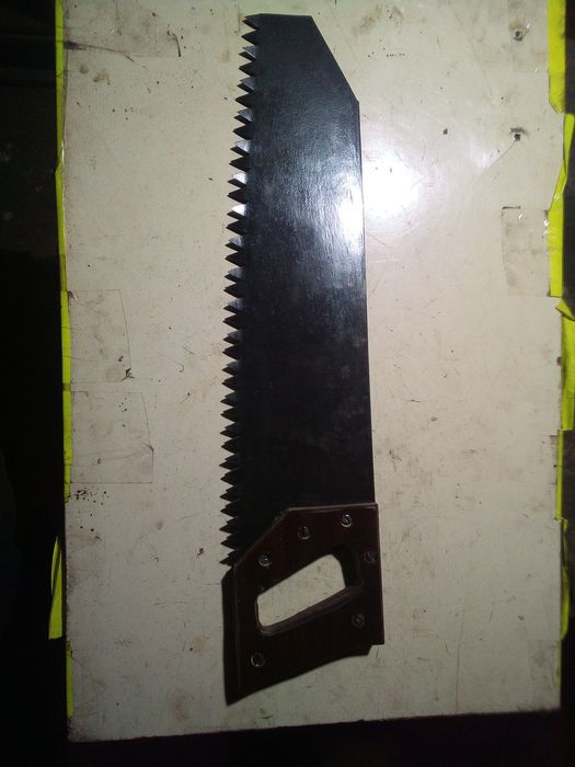 Ножовка по дереву