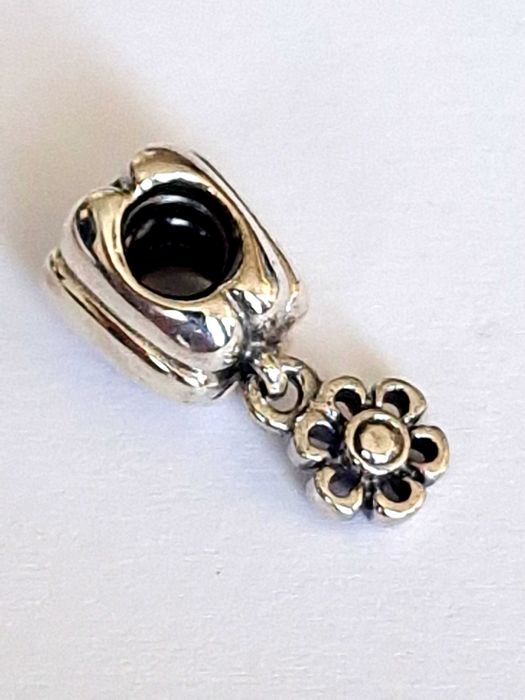 Zawieszka srebrna 925 charms na bransoletkę