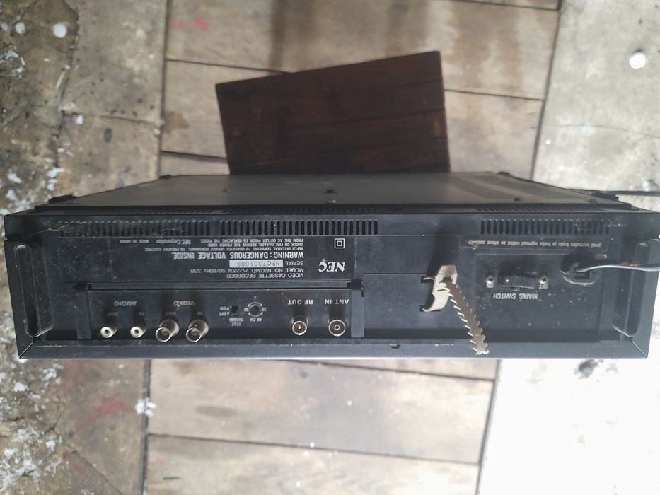 Magnetovid NEC odtwarzacz