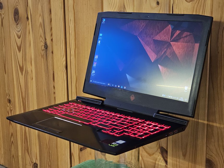 Hp Omen 15.6"/i5 3.5GHz/GTX 1050 4GB/RAM 12/SSD 256GB