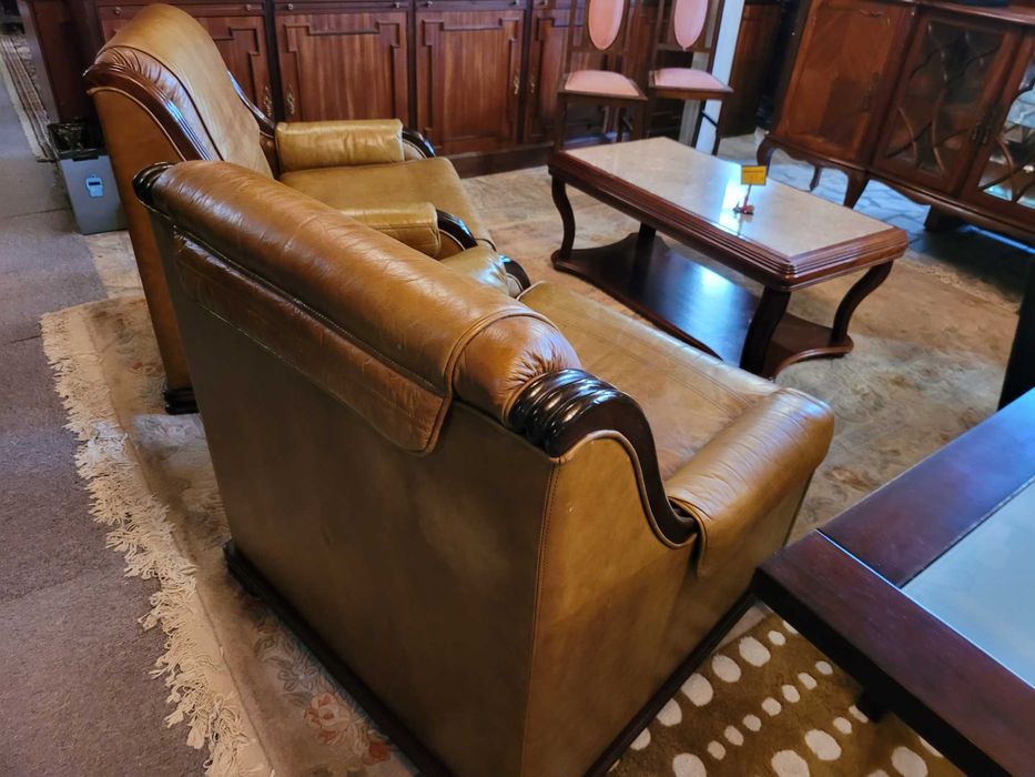 Sofás individuais em pele - óptimo estado e qualidade - Valor unitário