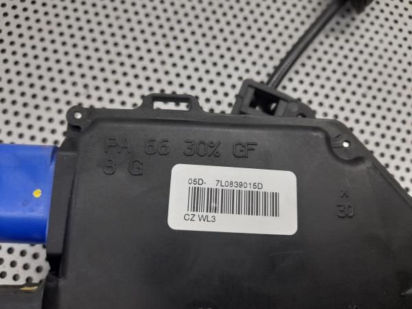 Fechadura / fecho porta trás esquerdo SKODA Octavia II Break (1Z5)