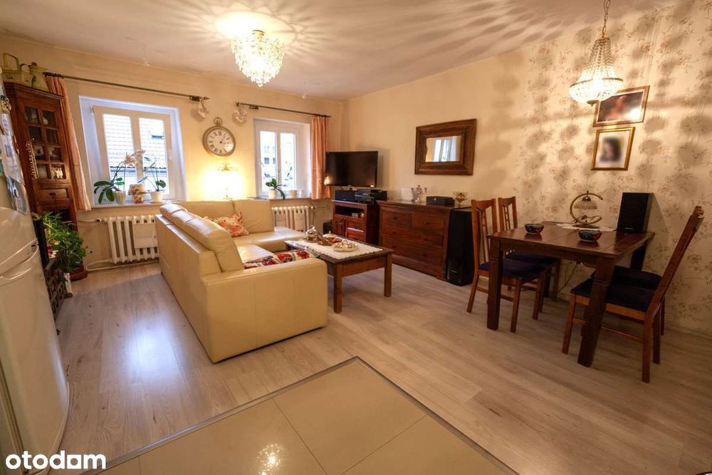 Okazja !!! Atrakcyjne I Klimatyczne Mieszkanie W Centrum Brzegu