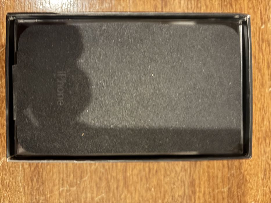 Apple iPhone 2G – Primeira Geração (2007) – Item de Coleção