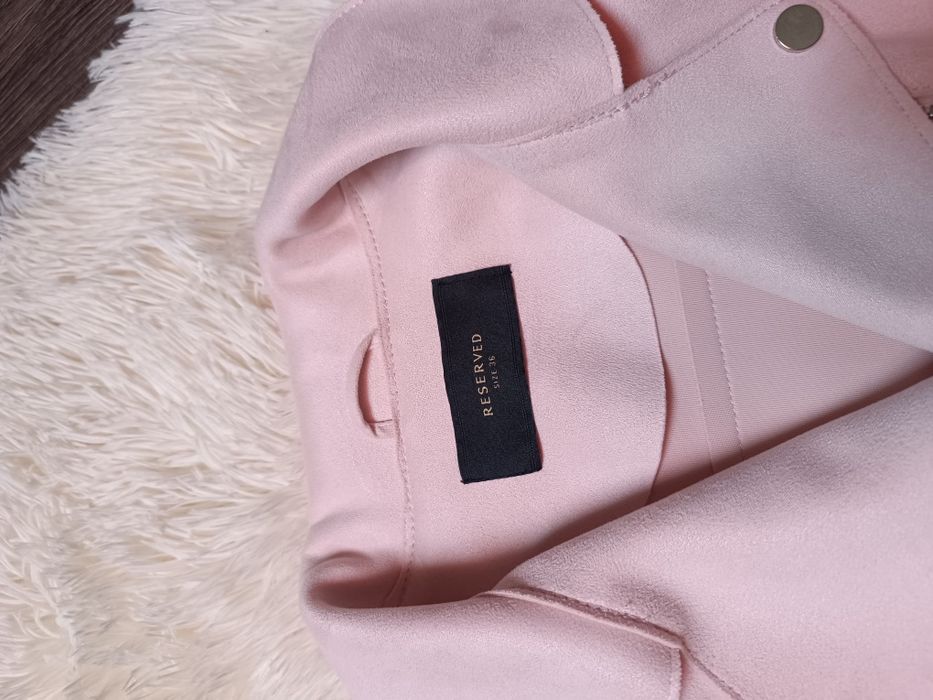 Zamszowa wiosenna kurtka ramoneska