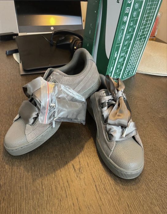 Puma Suede Heart Bubble