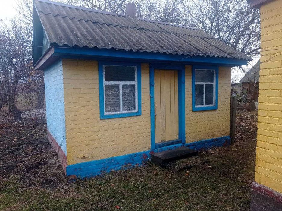 Маєток в селі ст. Лосинівська (Червоний шлях)