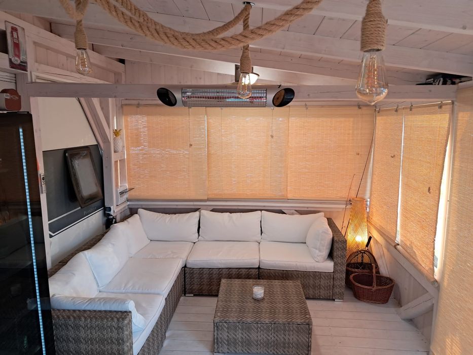 Domek nad jeziorem na Mazurach , przyczepa kempingowa , sprzedam ,Zamiana,