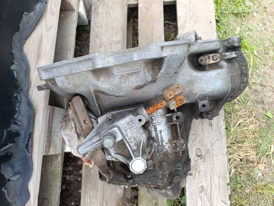 Продам КПП Опель  F16