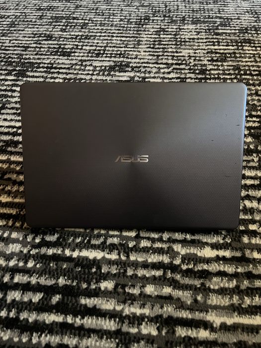 Ноутбук ASUS X505BP.