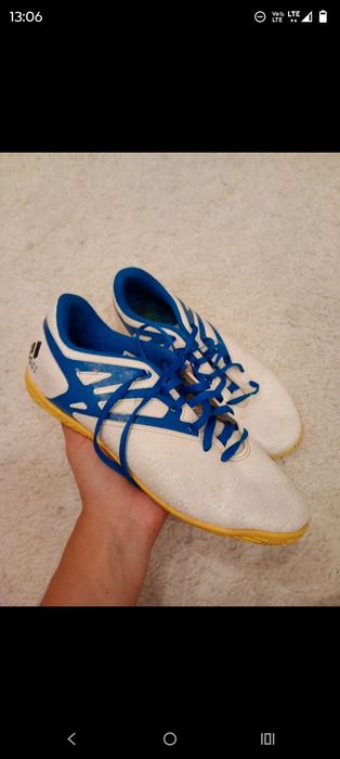 Halówki piłkarskie adidas