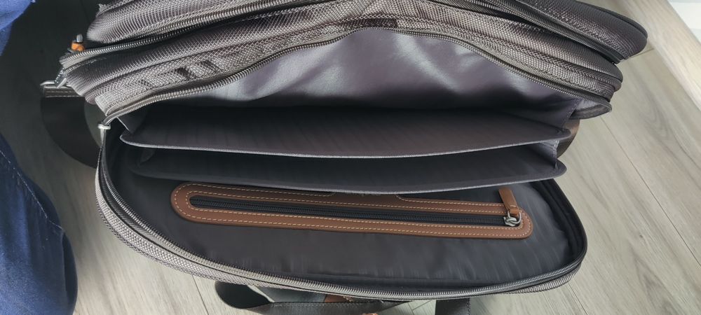 Sprzedam nową oryginalną torbę Melvin na laptopa