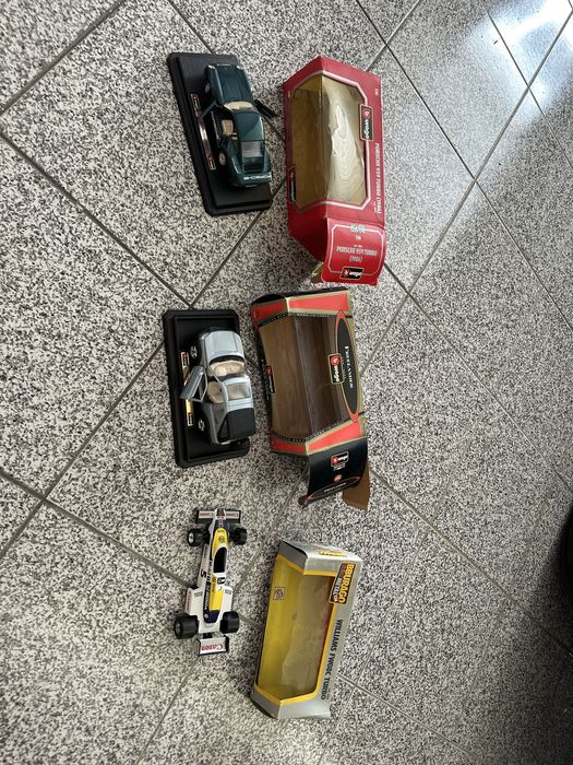3 Carros miniaturas Burago coleção