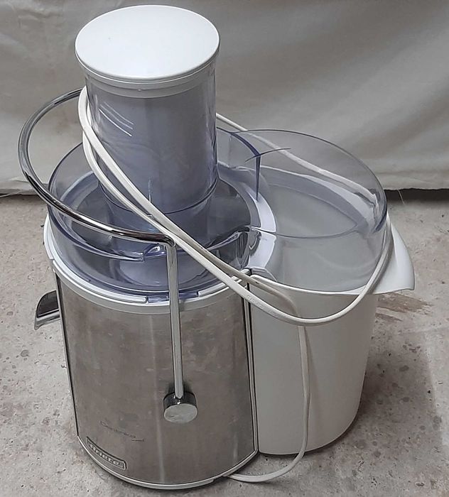 Liquidificadora / Máquina Fazer Sumo Clatronic e Ariete Centrika
