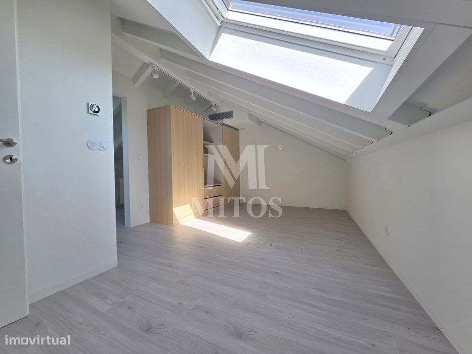 Apartamento T2 Duplex para venda no centro de Viana do Castelo
