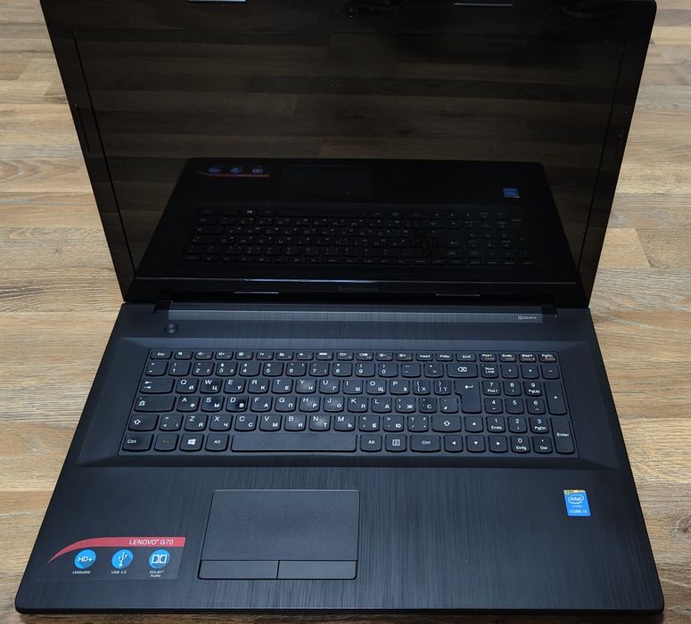 Ноутбук Lenovo  (17.3).Low energy.