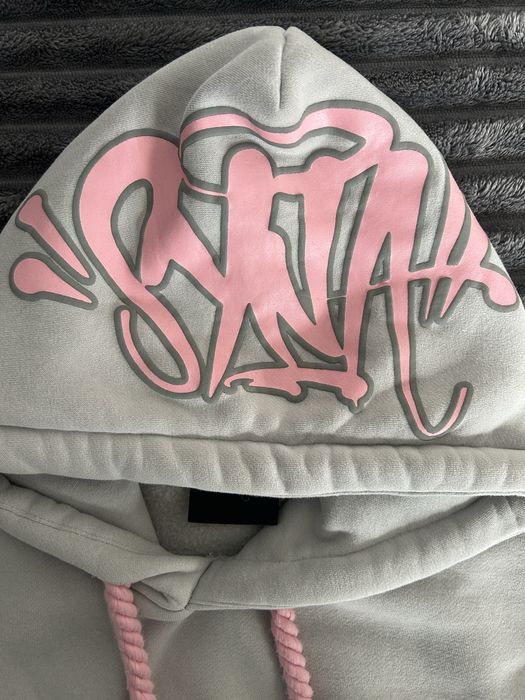 VERDY Central Cee コラボ パーカー SYNA WORLD XL VERDY Central Cee コラボ パーカー SYNA WORLD XL