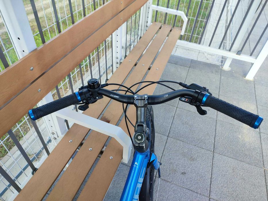 CUBE Travel Pro, Deore, Prądnica