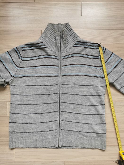 Sweter marki Volcano XL