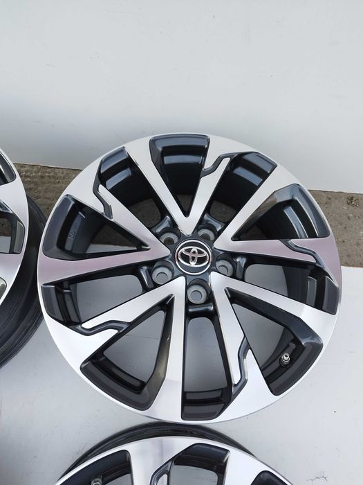 stan IDEALNY! Komplet Felgi 18stki czujniki oryginał TOYOTA Corolla Cross