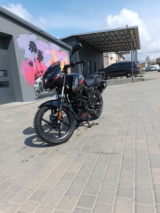 Мотоцикл Bajaj Pulsar 180 DTS-I