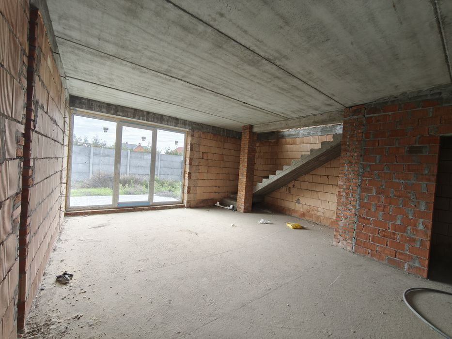 Продаж таунхаусу Військбуд