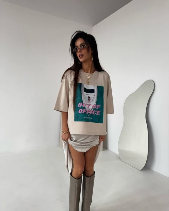 T-shirt LaManuel Out Uni różowy beżowy biały