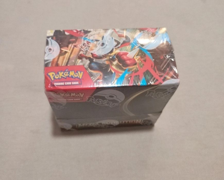 Pokémon cartas Mega Evolution box
