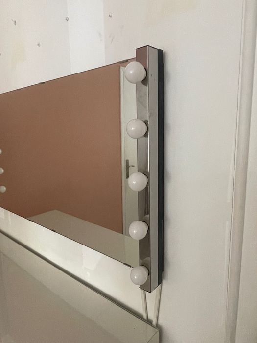 Espelho + 2 candeeiros parede