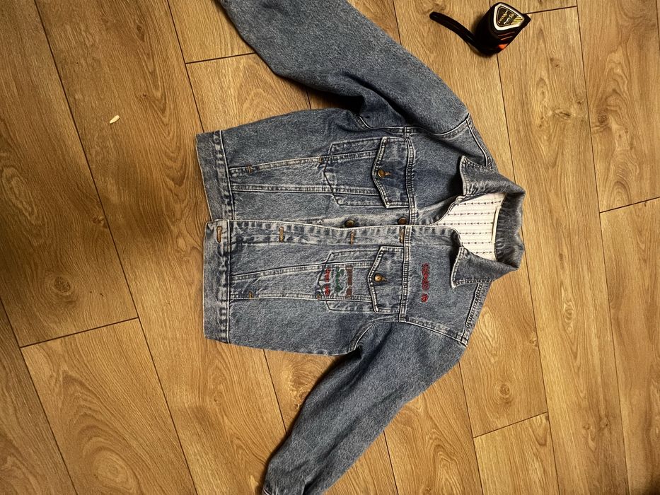 Джинсова вінтажна куртка Casucci Junior. всі єлементи вишиті.