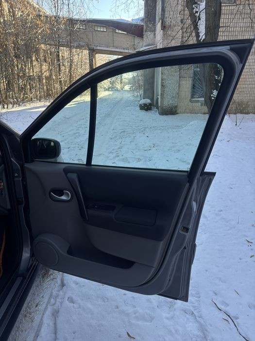 ПРОДАМ Renault Scenic