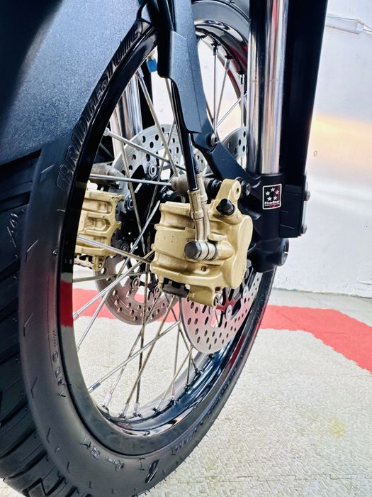 мотоцикл Triumph TIGER 800 XC в оригіналі тільки з Японії