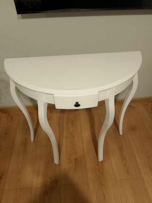 Stolik konsola przyścienna