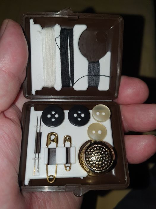 Caixas de costura em miniatura (como novas)para colecionadores.