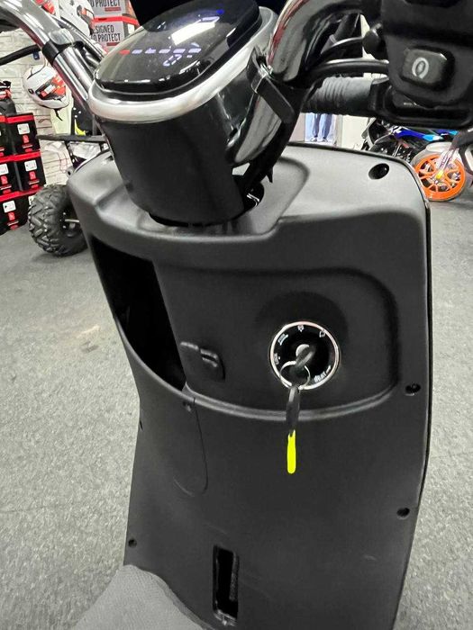 Акція Електроскутер NISA CF-2 1000W