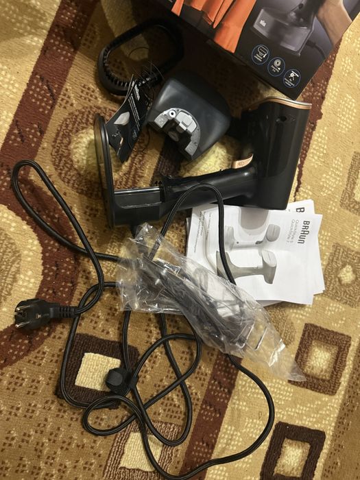 Відпарювач праска новий Вертикальний відпарювач ручний Braun GS 7077