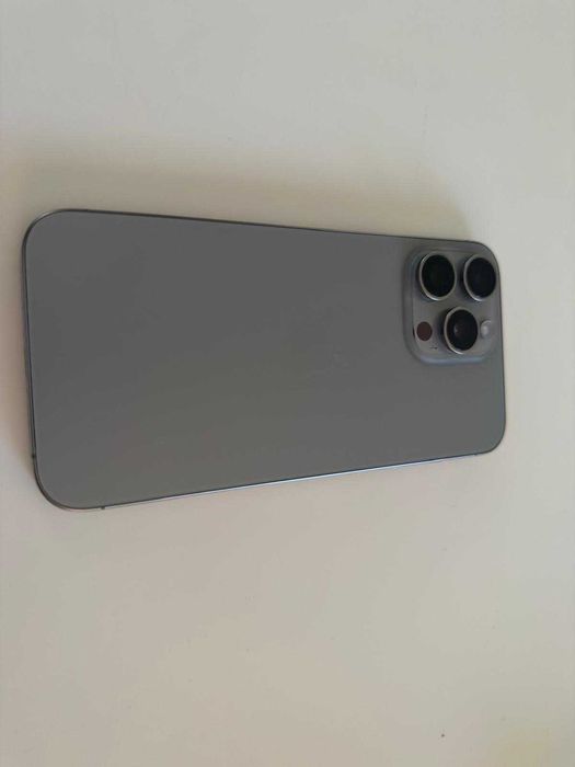 iPhone 15 pro max Natural Titanium 256GB