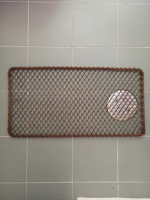 Tapete de entrada em ferro antigo