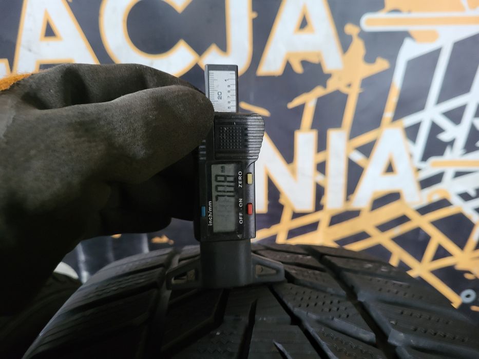 Opony zimowe 235/50/19 Hankook 22rok 6/7mm