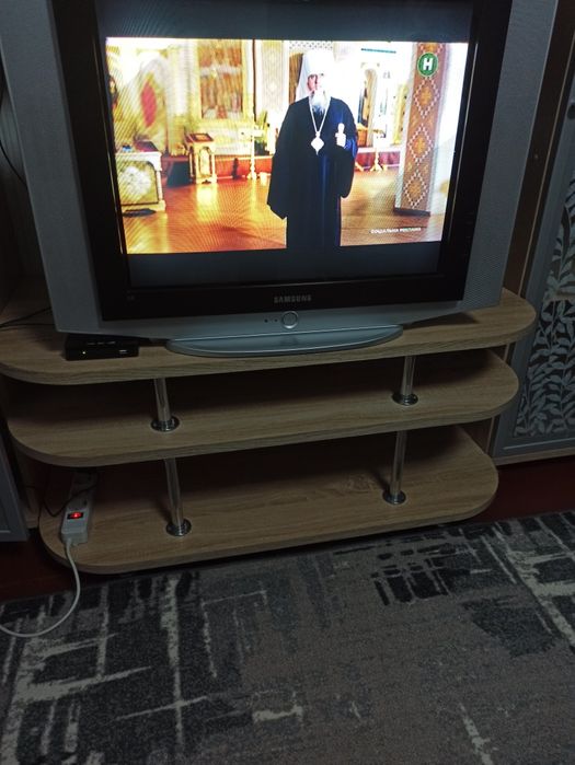 Телевізор Самсунг.