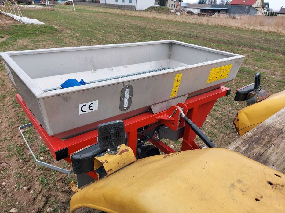 Otwieranie hydrauliczne z ciągnika Rozsiewacz nawozów 400,600,1000L